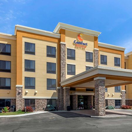 Comfort Suites Oshkosh Exterior foto