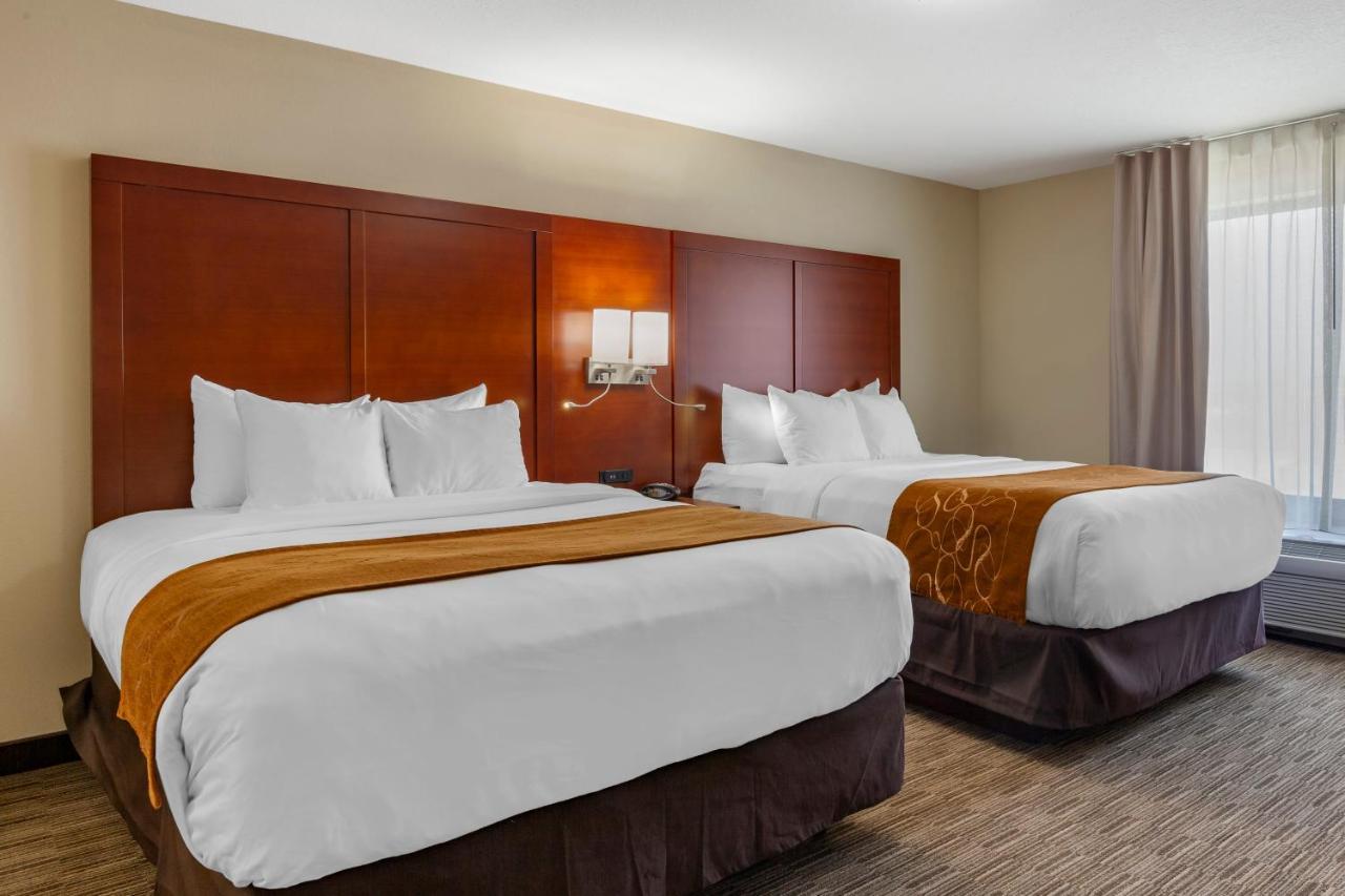 Comfort Suites Oshkosh Zimmer foto