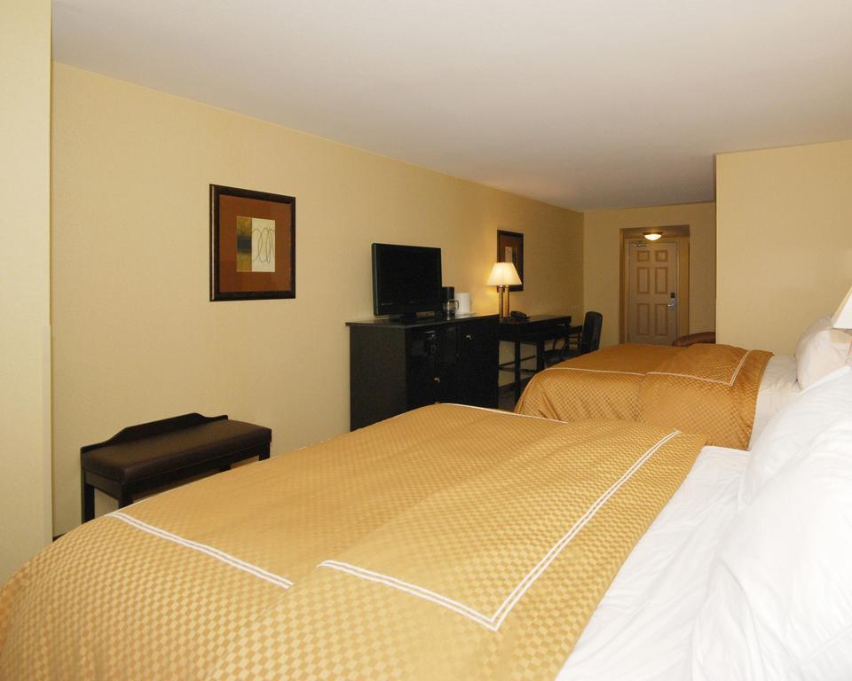Comfort Suites Oshkosh Zimmer foto