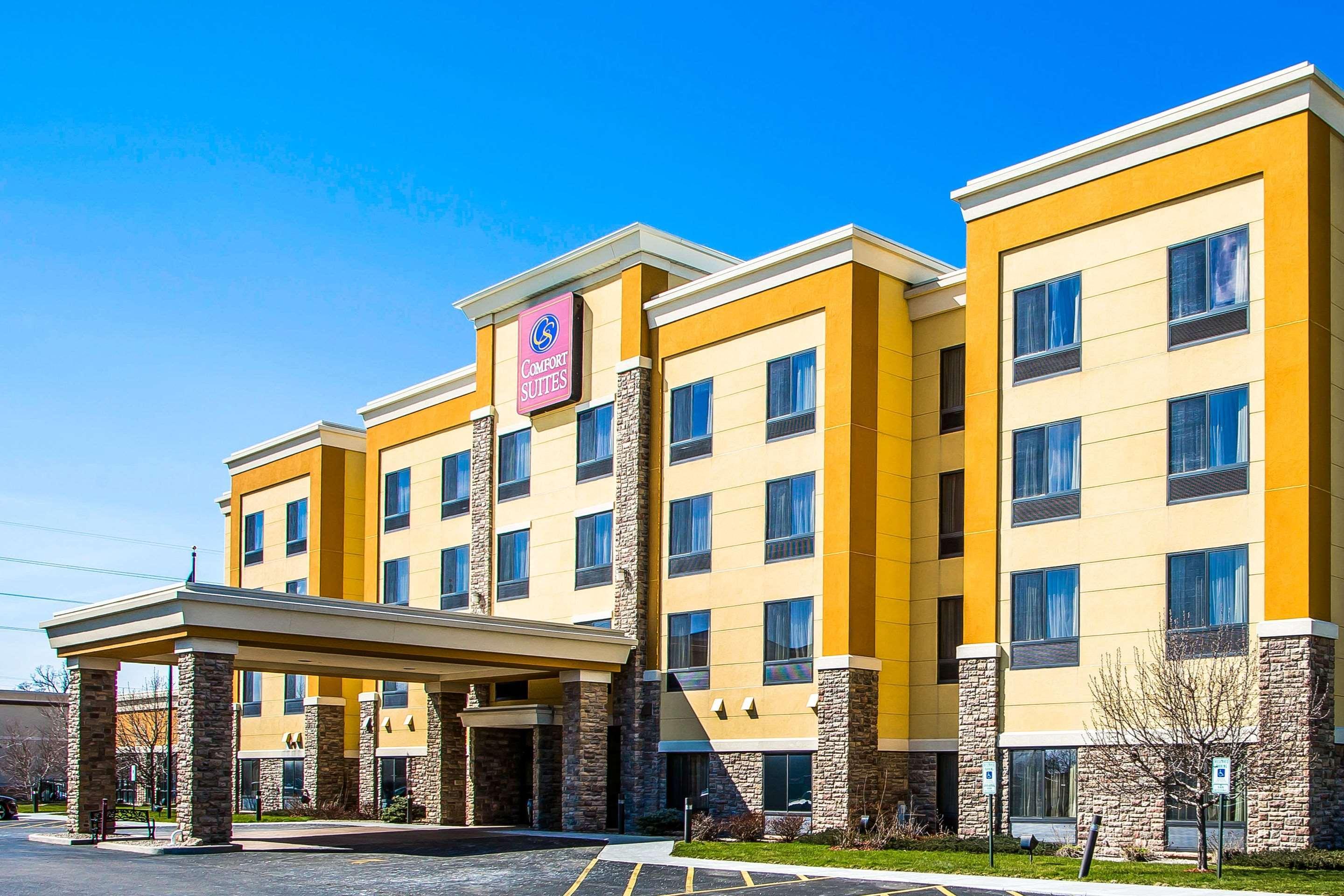 Comfort Suites Oshkosh Exterior foto