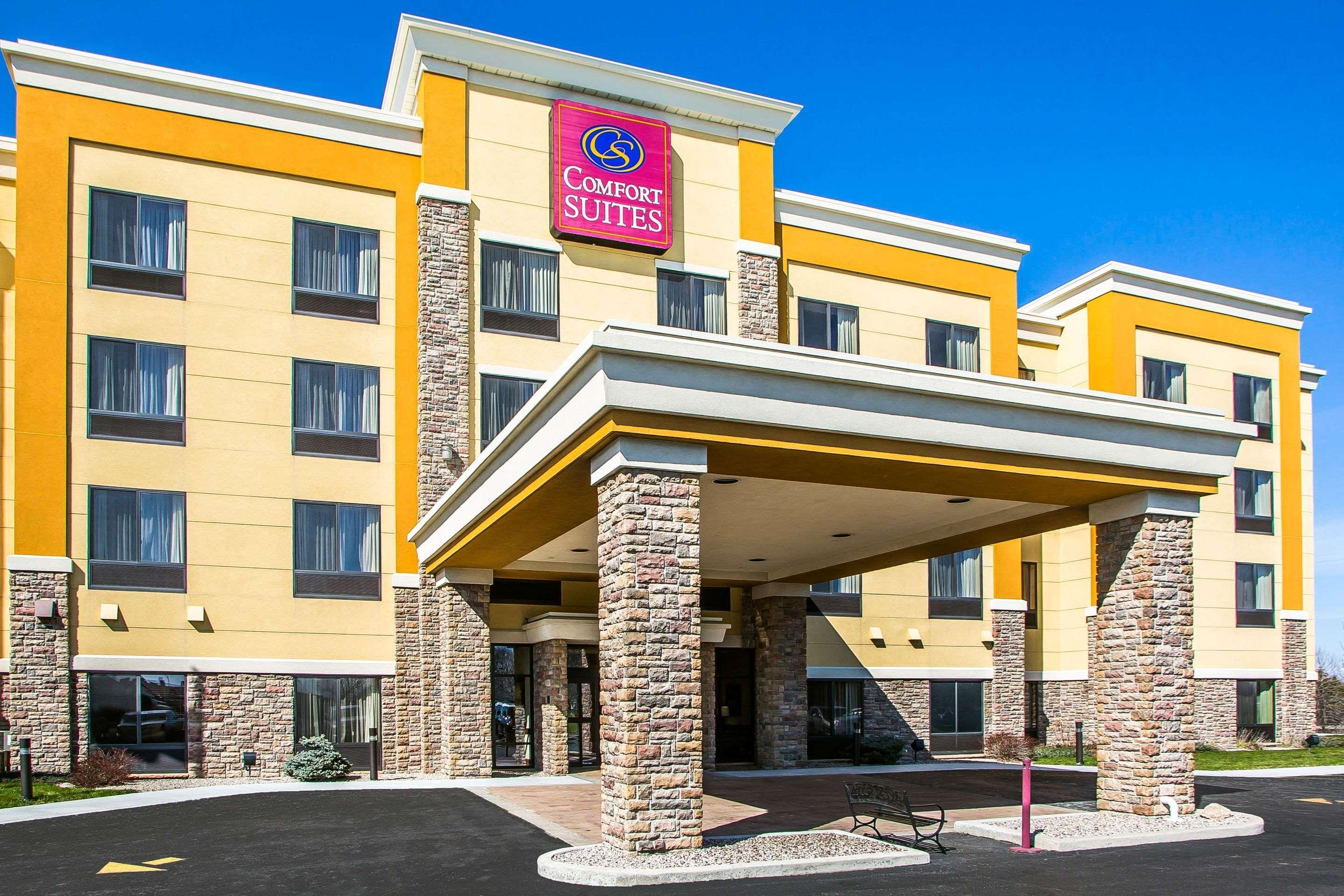 Comfort Suites Oshkosh Exterior foto